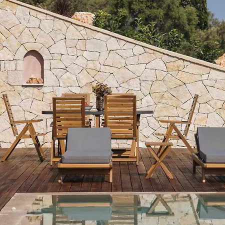 Villa Petroto Sea View