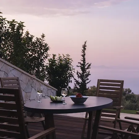 וילה Petroto Sea View *