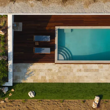 Villa Petroto Sea View *
