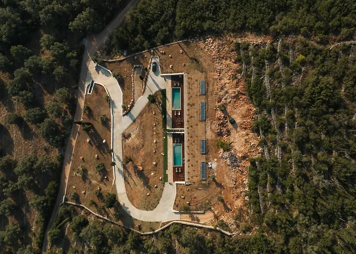 Petroto Sea View Villa Tsoukaládhes